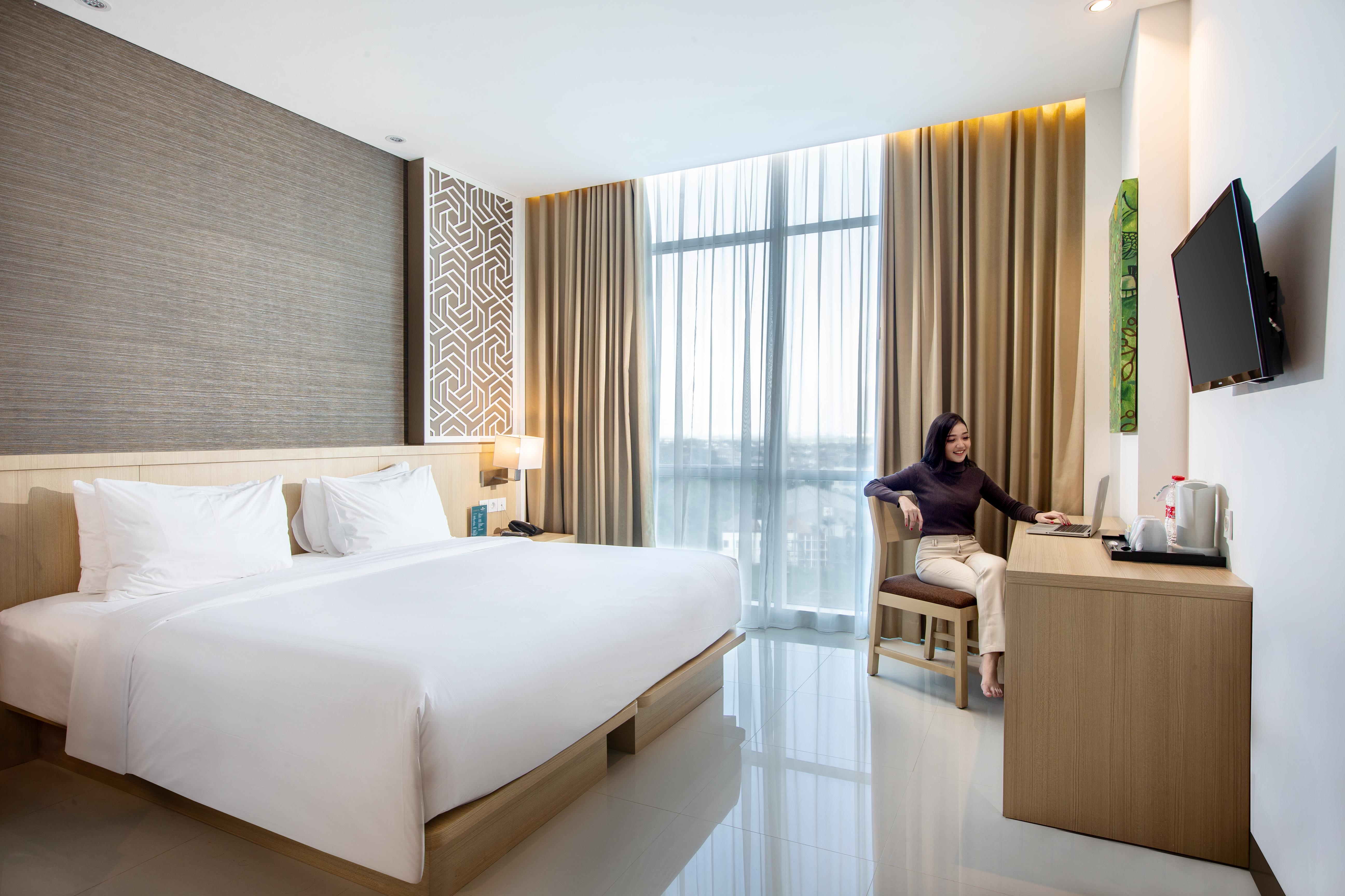 Hotel Santika Gresik מראה חיצוני תמונה