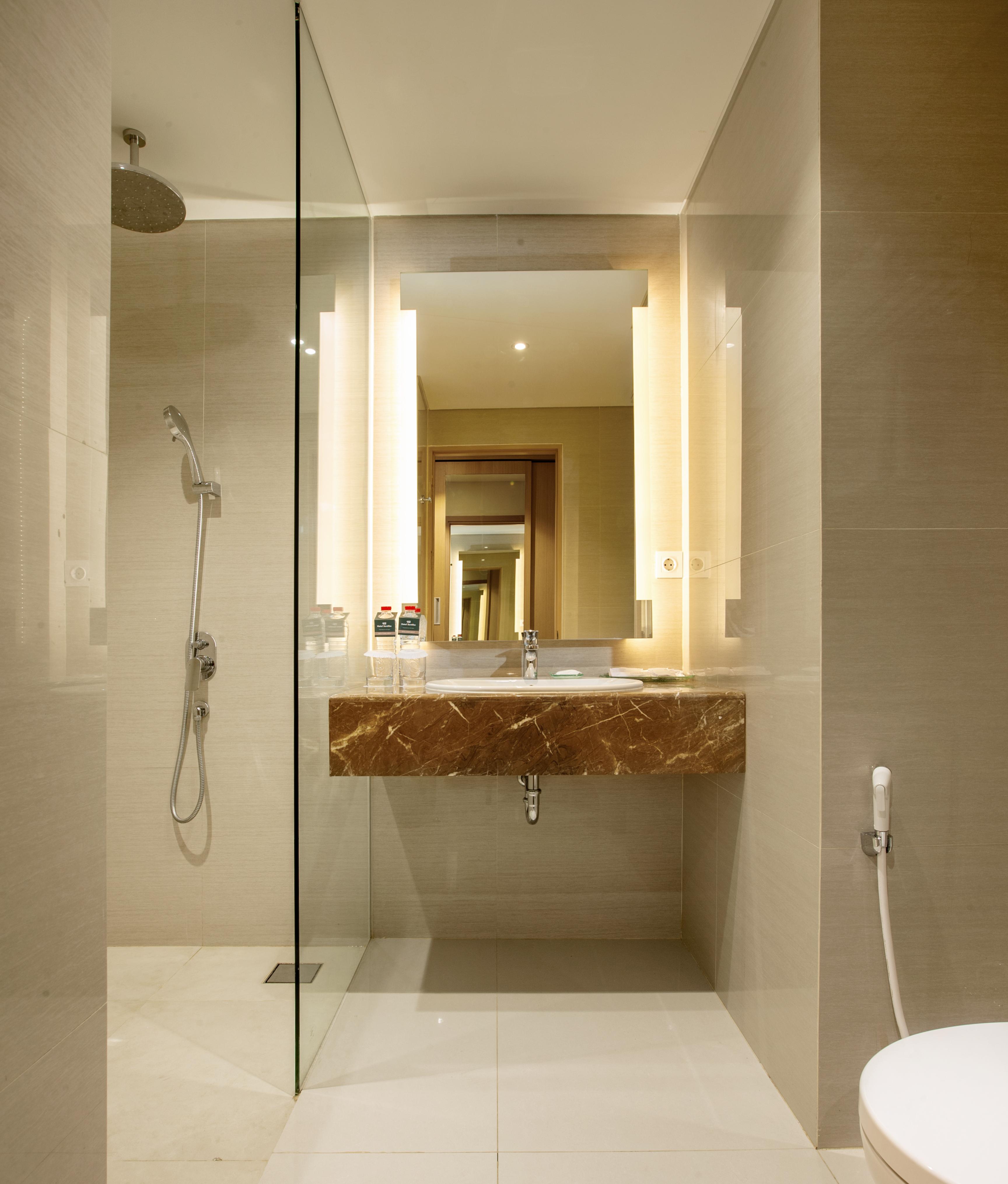 Hotel Santika Gresik מראה חיצוני תמונה