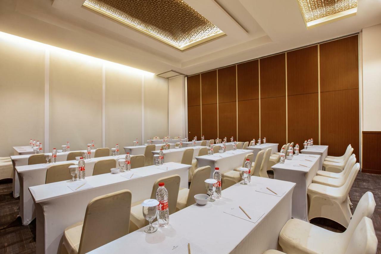 Hotel Santika Gresik מראה חיצוני תמונה